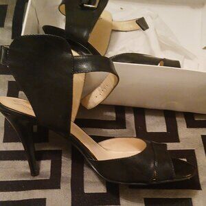 Heeled sandles
